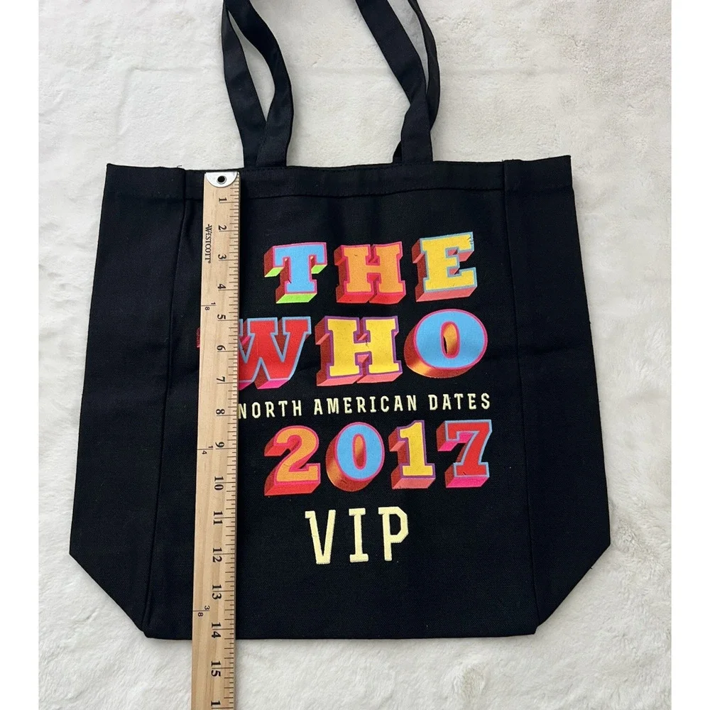 other black tote